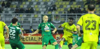 Semen Padang Solid Di Pertahanan, Persebaya Menang Dengan Kesabaran